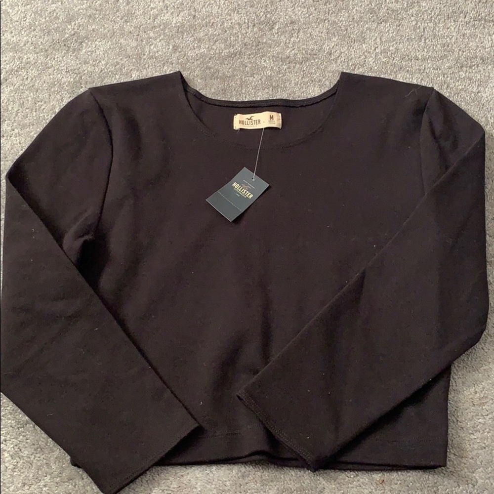Long sleeve crop top